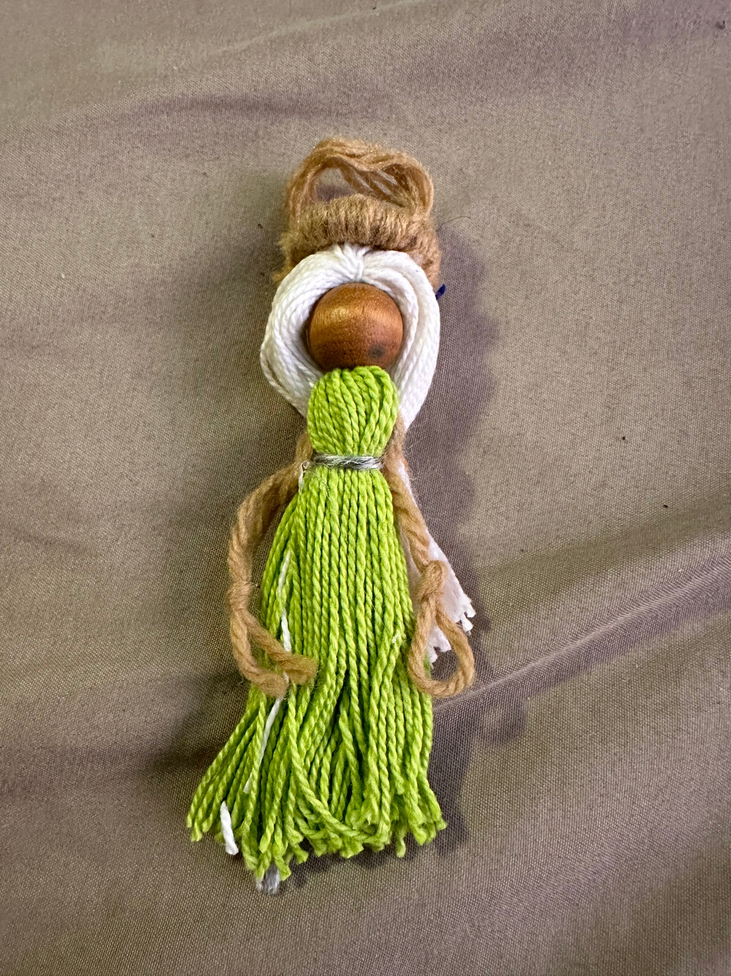 Yarn dolls